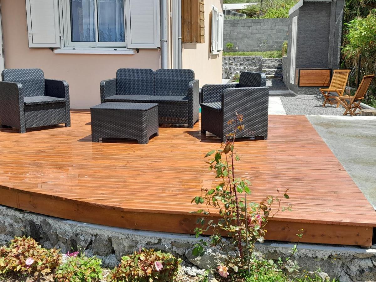 La Kaz Zambaville Avec Jacuzzi Privatif La Plaine-des-Palmistes Esterno foto